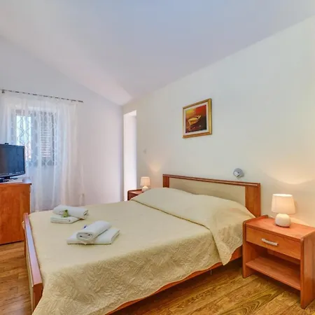 Apartments By The Sea Martinscica, Cres - 22582 Esterno foto